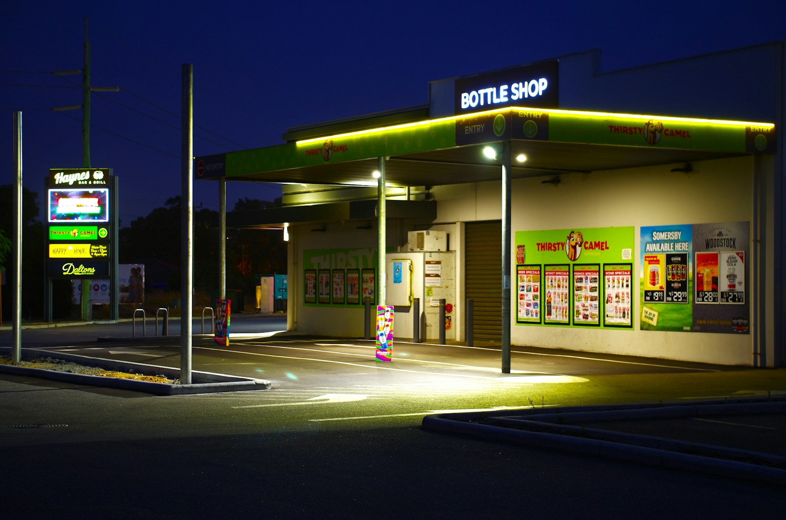 Retail store illuminated board by professional signage maker
